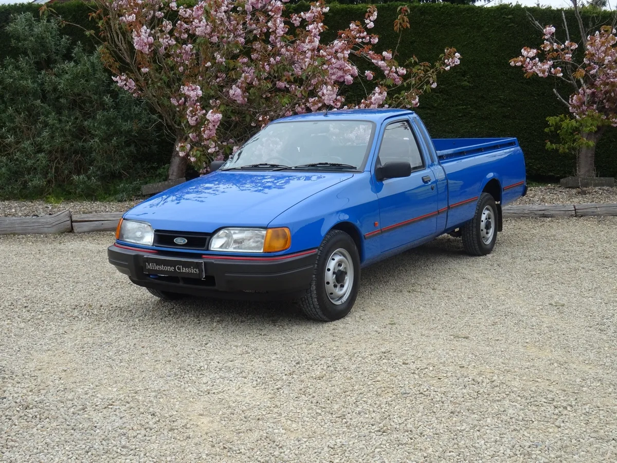 Ford Sierra P100, image 1 of 18