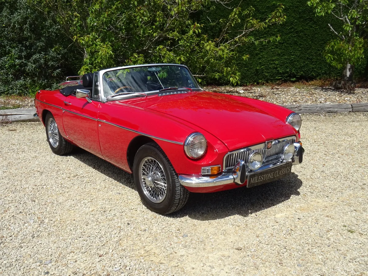 MG Midget 1500, image 2 of 11