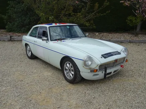 1967 MG B GT - Competition Car