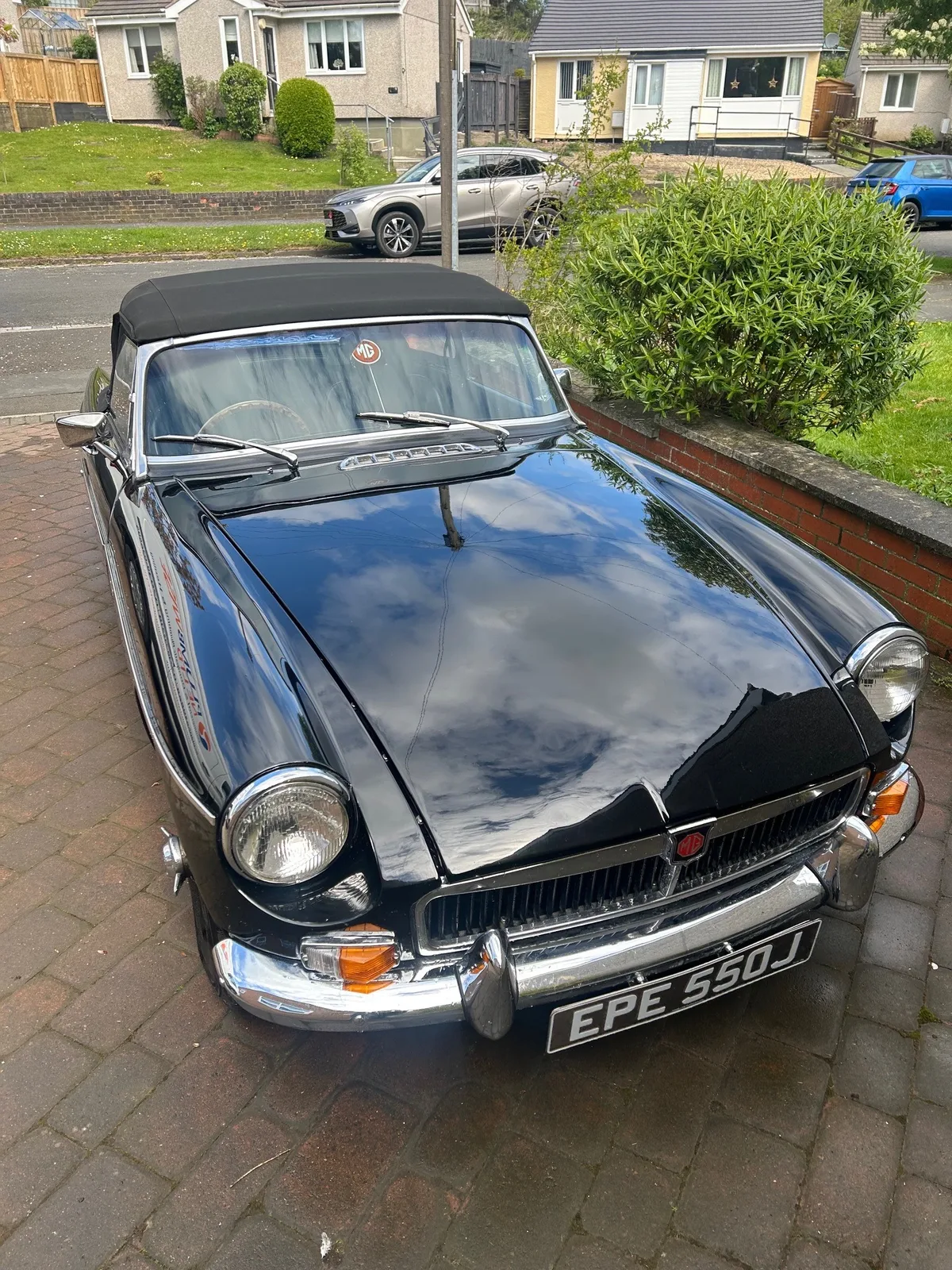 MG B Roadster, image 1 of 10