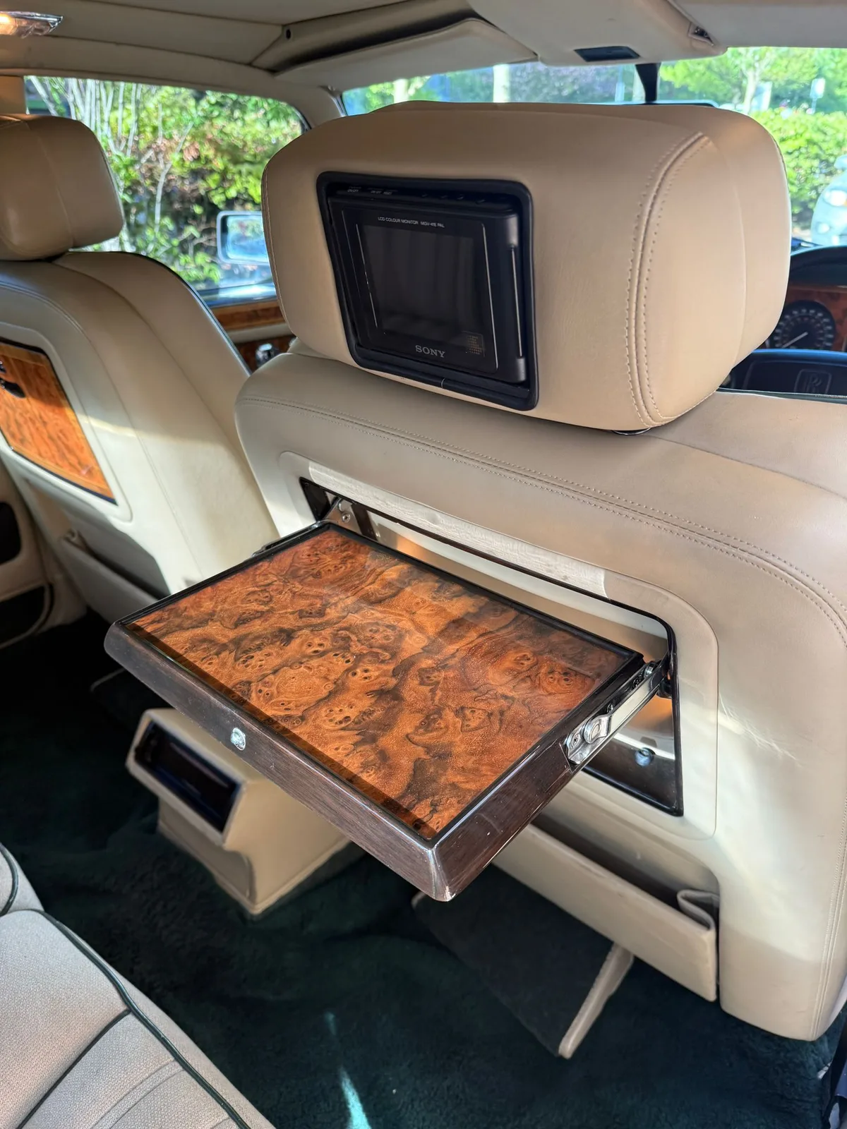 Rolls Royce Flying Spur , image 1 of 4