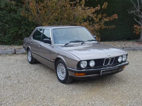 1987 BMW 520