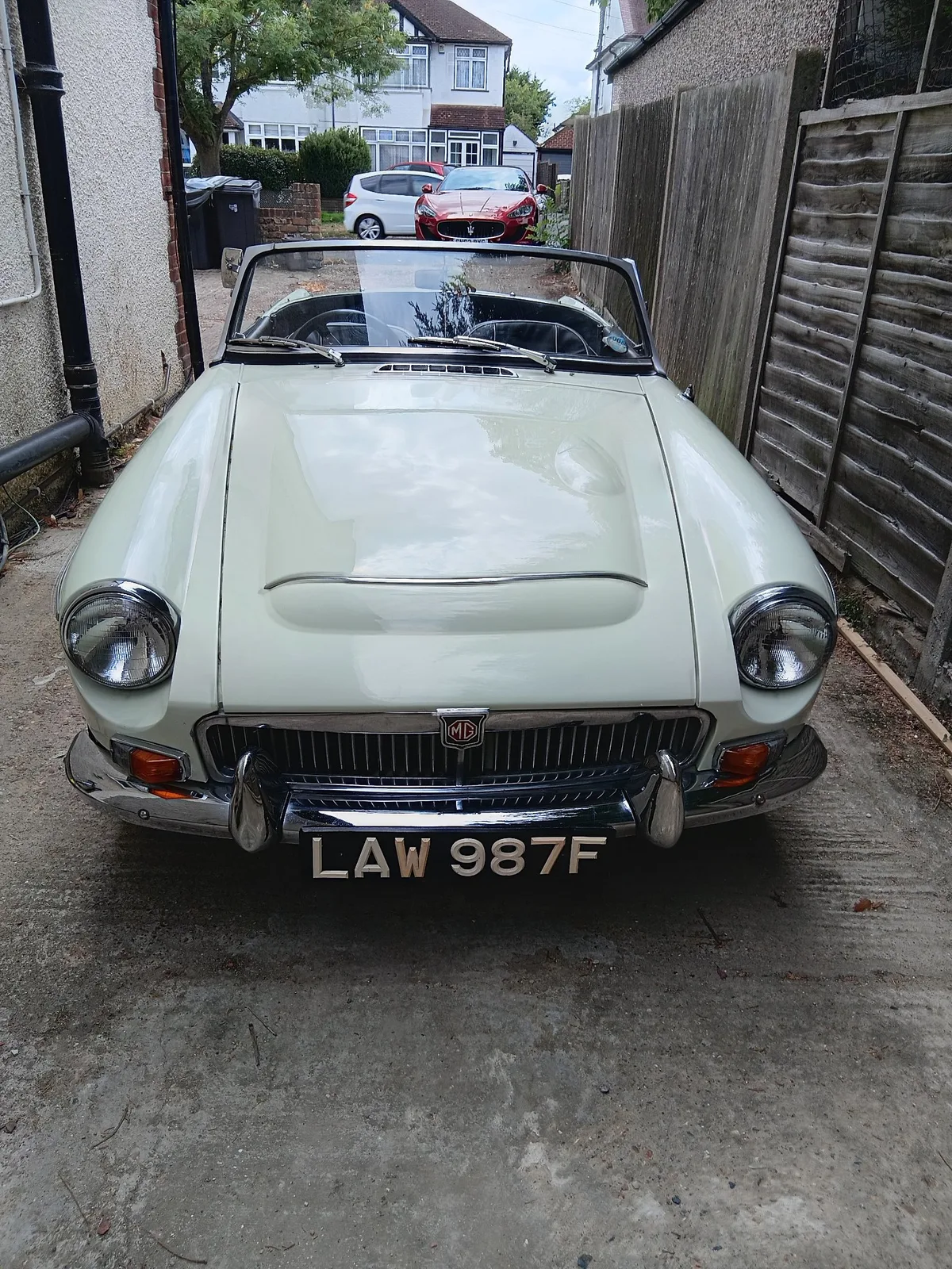Mgc  Roadster , image 1 of 5