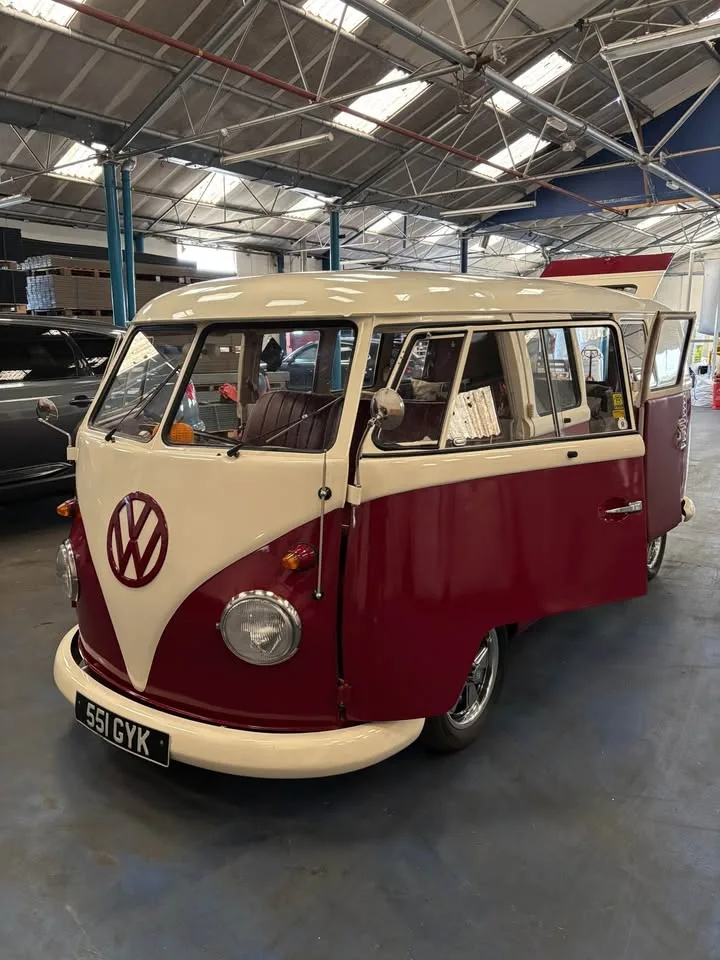 Volkswagen Campervan, image 2 of 14