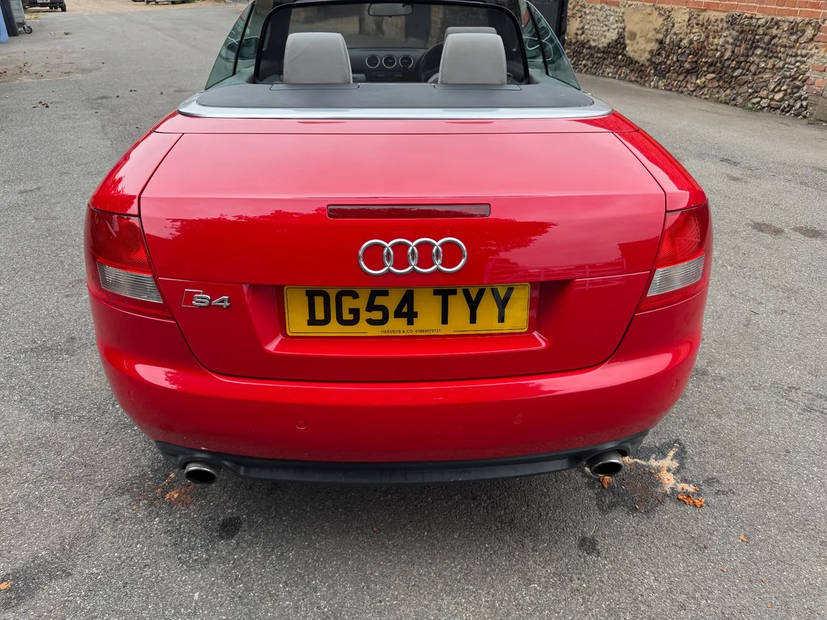 Audi S4, image 2 of 18